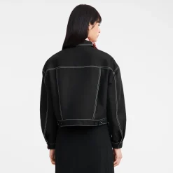 Kurze Jacke Mit Steppnähten