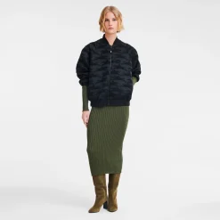 Kurzer Bomberblouson