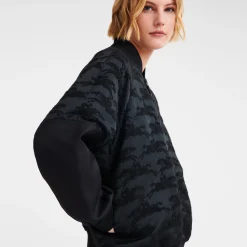 Kurzer Bomberblouson