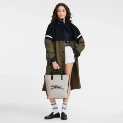 Shopper M Essential