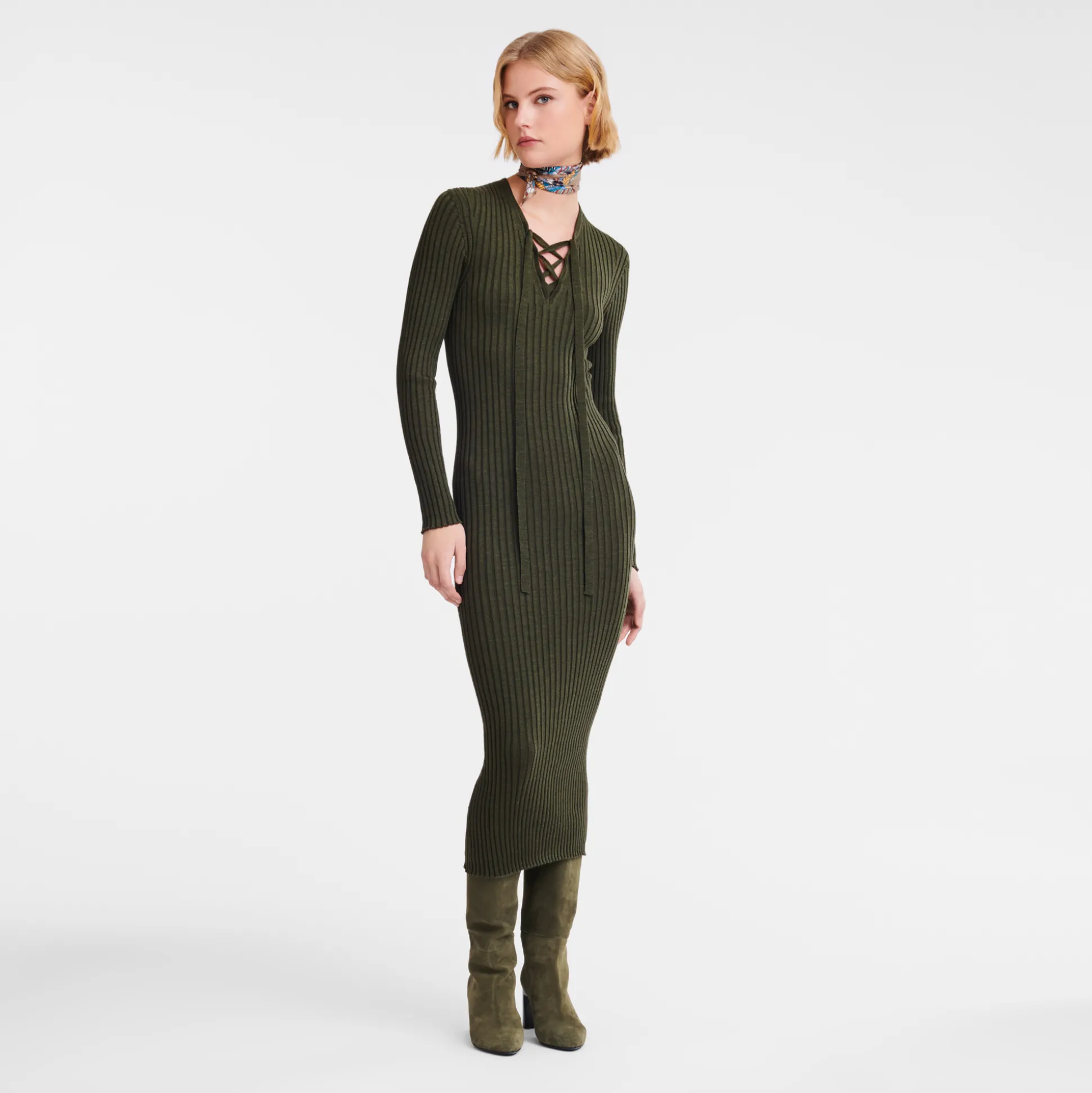 Tailliertes Maxikleid